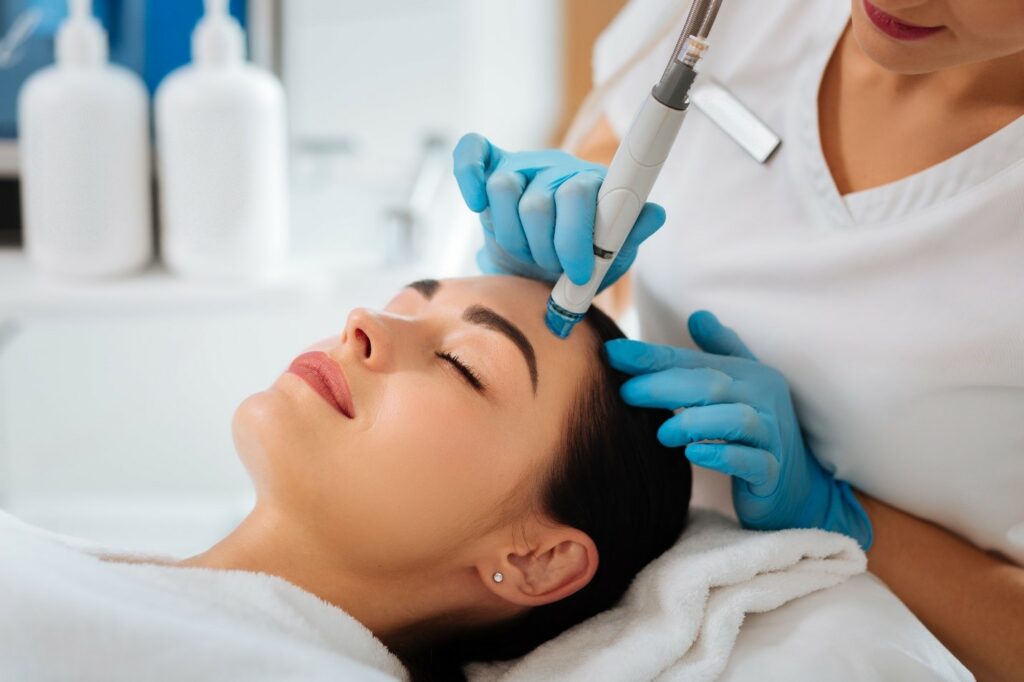 What Is a HydraFacial and How Does It Work