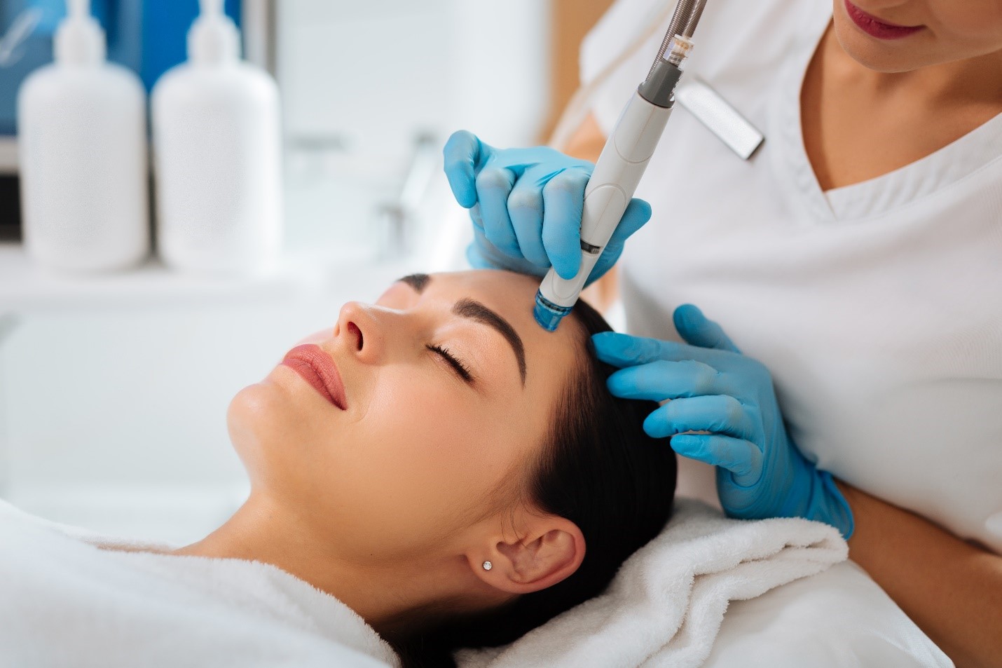 What Is a HydraFacial and How Does It Work?